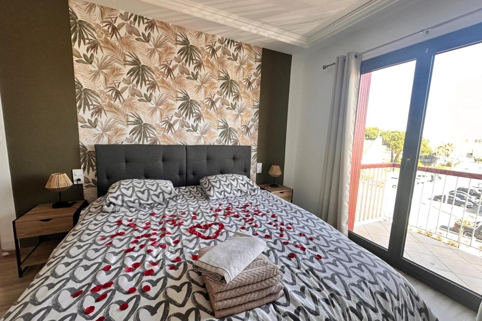Le Mistral Appartement Standing Avec Vue Mer Exceptionnelle En 1Ere Ligne لو غراو دو روا المظهر الخارجي الصورة
