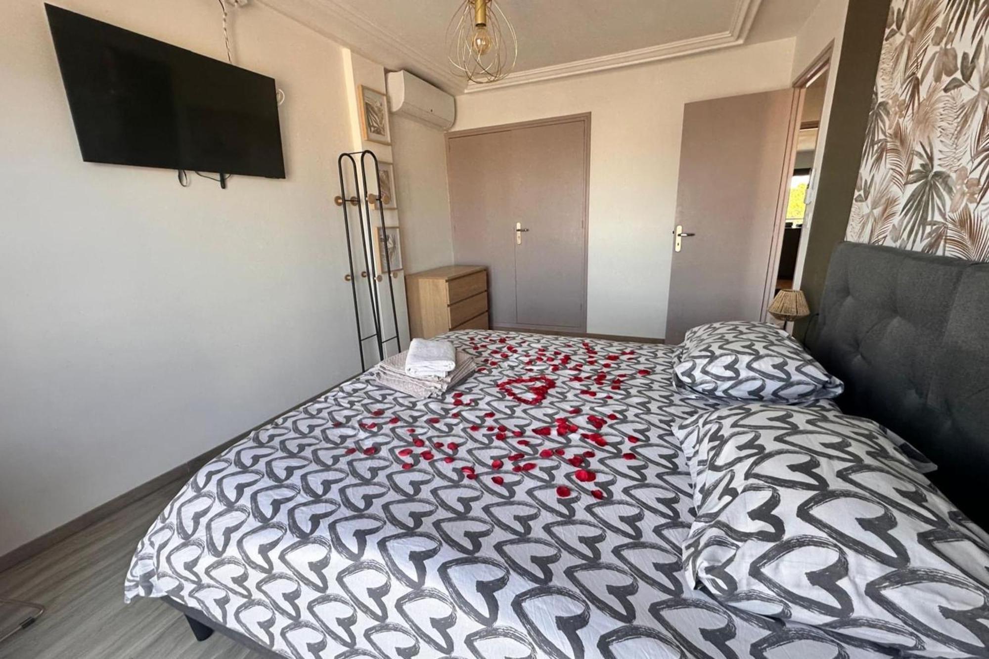 Le Mistral Appartement Standing Avec Vue Mer Exceptionnelle En 1Ere Ligne لو غراو دو روا المظهر الخارجي الصورة