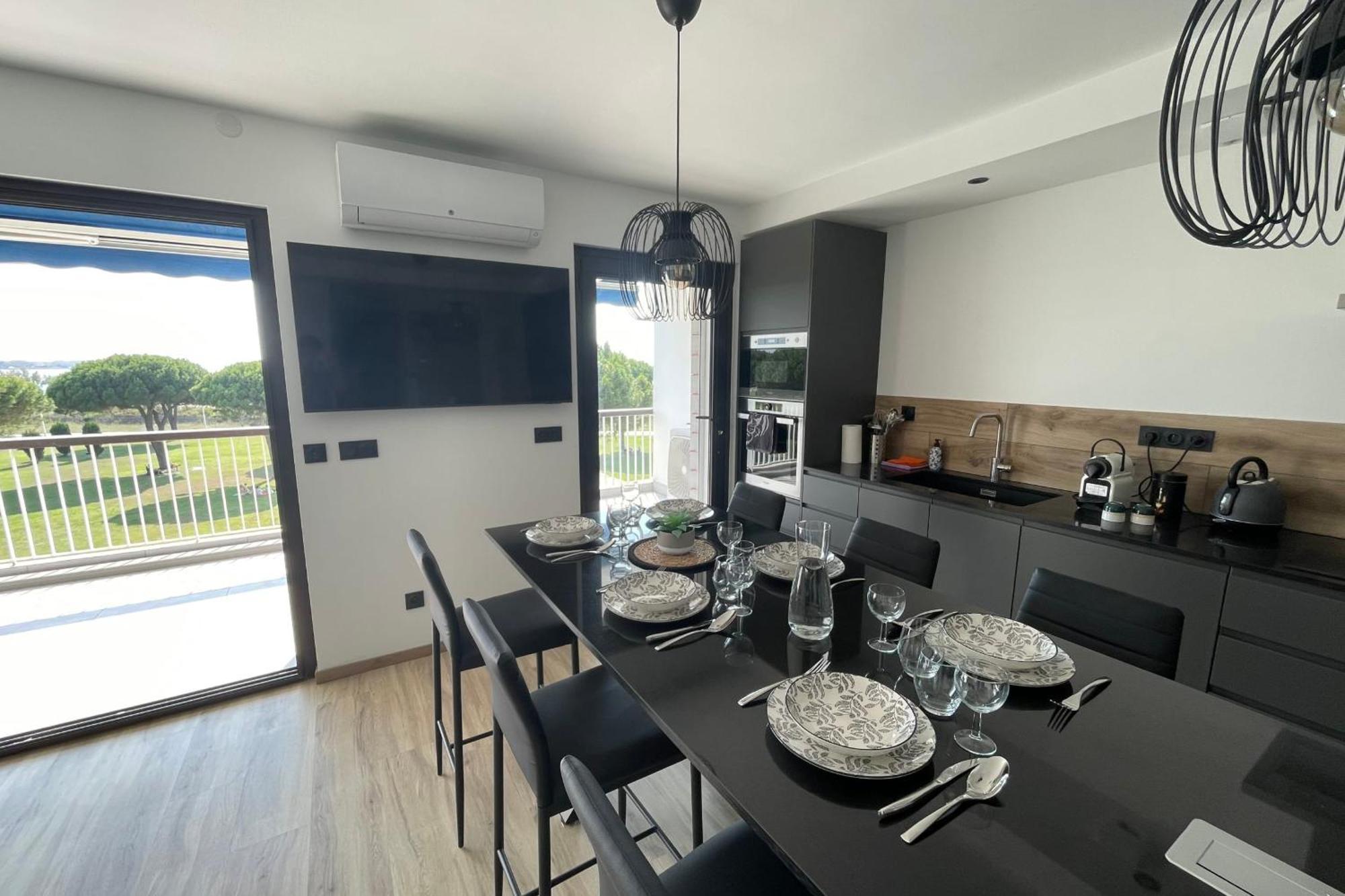 Le Mistral Appartement Standing Avec Vue Mer Exceptionnelle En 1Ere Ligne لو غراو دو روا المظهر الخارجي الصورة